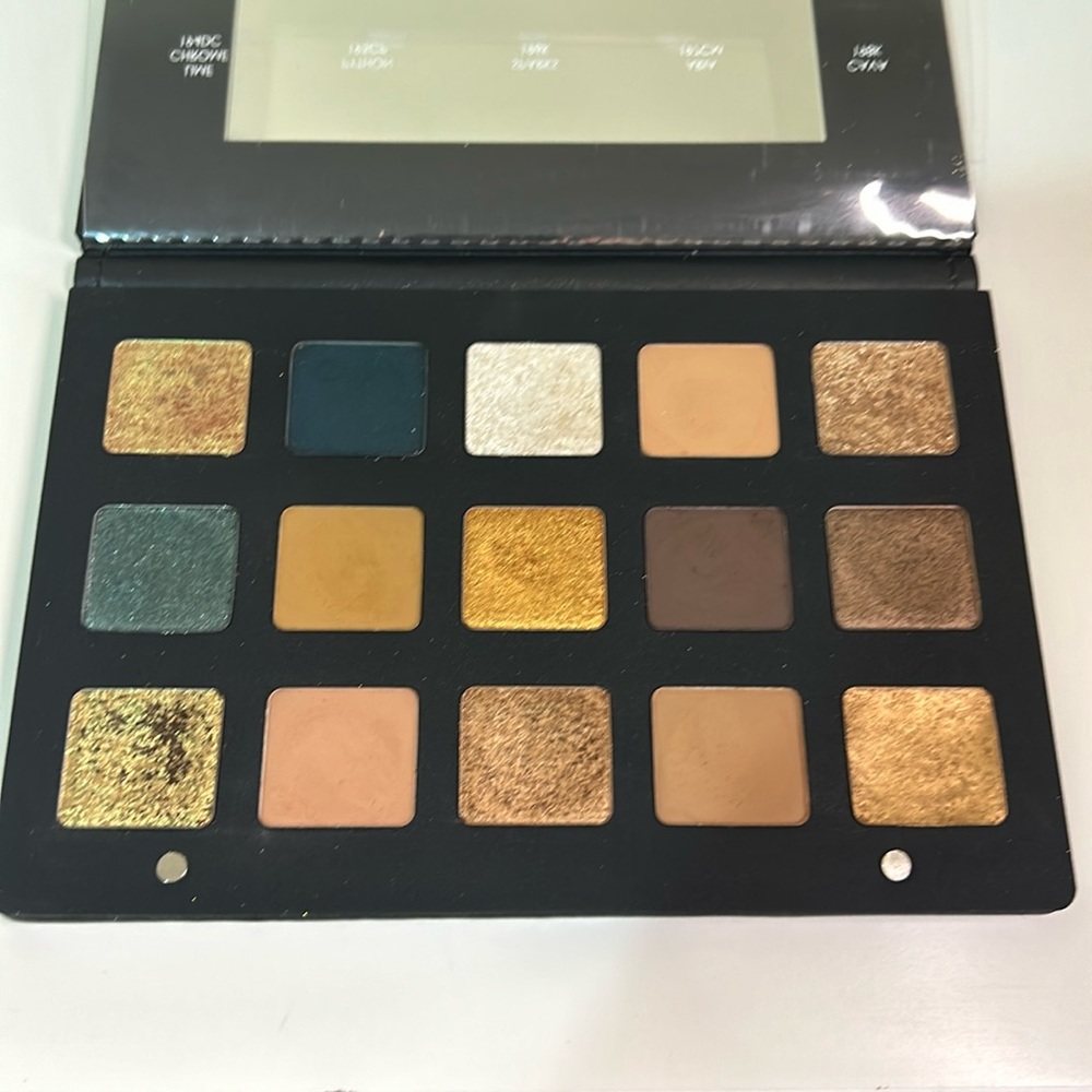 Natasha Denona Gold palette